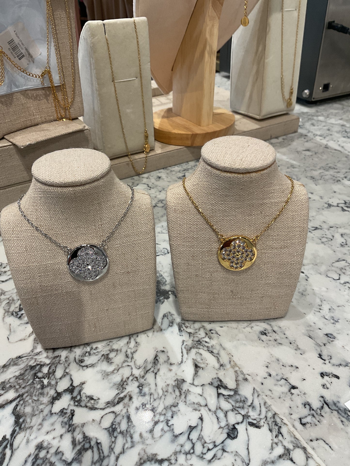 Blossom Round Necklace