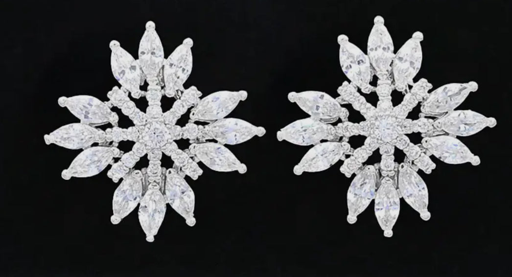 Snowflake radiant studs