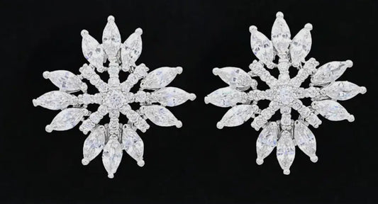 Snowflake radiant studs