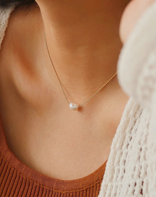 Kinney Pearl 18k necklace
