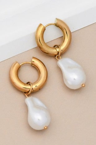 18k non-tarnish pearl drop earrings